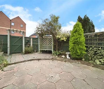 2 bedroom end of terrace house to rent - Photo 6