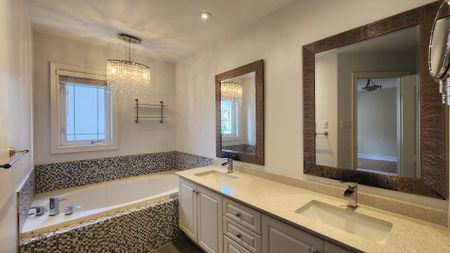 For Lease - 103 Doris Avenue, Toronto, Ontario - Photo 3