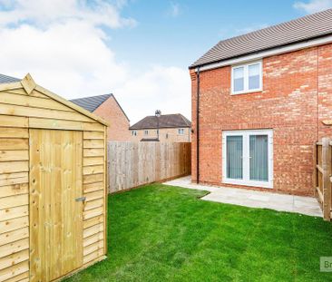 2 bedroom semi-detached house to rent - Photo 6