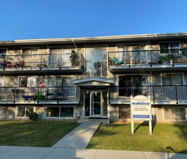 Homestead Manor - Photo 1