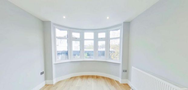 3 bedroom maisonette to rent - Photo 1