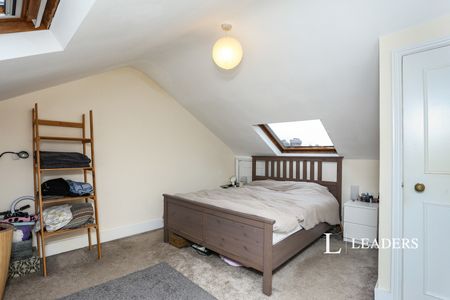 2 bedroom apartment to rent Solon Road, London, SW2 - Photo 2