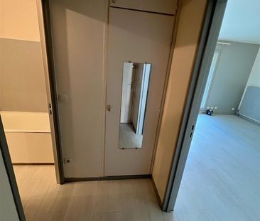 Location Appartement 1 pièce 29m² ROISSY EN FRANCE 95700 - Photo 1
