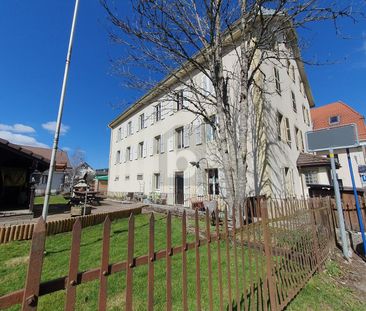 SPACIEUX ET LUMINEUX AU CENTRE DU VILLAGE - Photo 4