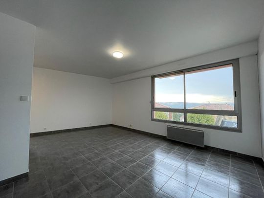 Location Appartement 2 pièces 44m² AUBENAS 07200 - Photo 1