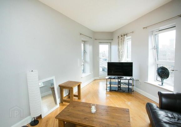 E.4.1 Whitehall Square Penthouse, Lisburn Road, Belfast, BT12 5EG - Photo 1
