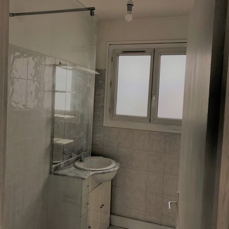 Location Appartement 1 pièce 32m² PONTAULT COMBAULT 77340 - Photo 3