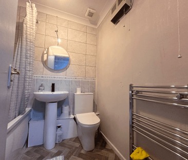 Seymour Place, Peterborough, PE4 - Photo 4