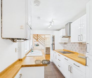 3 bedroom property to rent - Photo 3