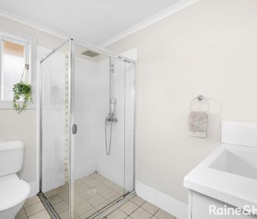 2 Bedroom Free Standing Home - Photo 2