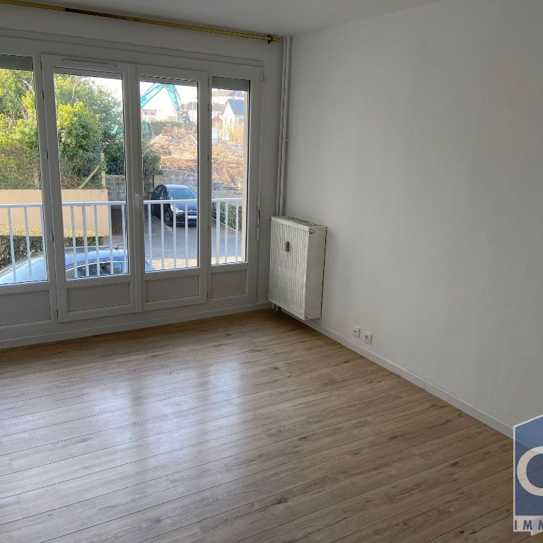 Location Appartement 1 pièce 26m² - Photo 1
