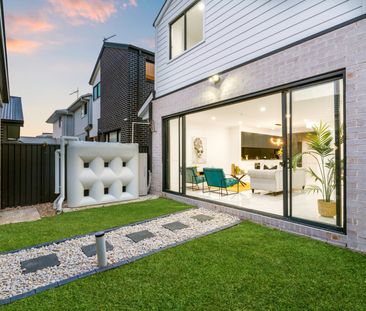 Modern, Comfortable, Well-Presented Home in Schofields - Photo 1