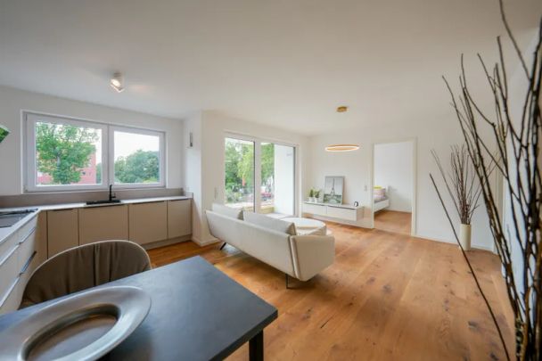 Modernes Wohnen auf 3 Zimmern für die kleine Familie mit Aussichtsbalkon - Photo 1