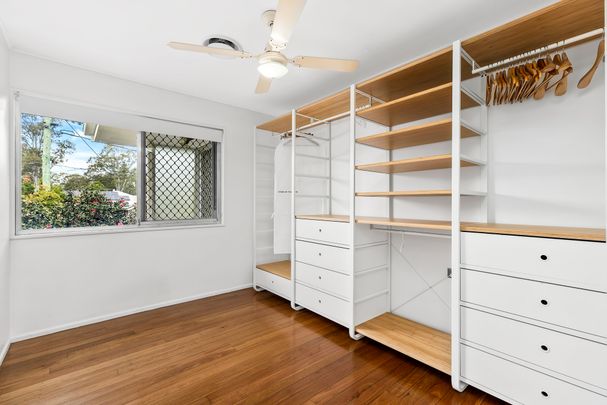 118 Hassall Street, Corinda QLD 4075 - House For Rent | Domain - Photo 1