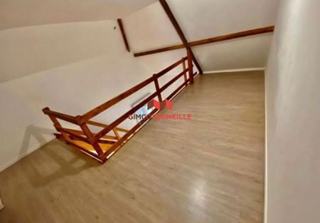 Location Appartement 2 pièces 40m² - Photo 2