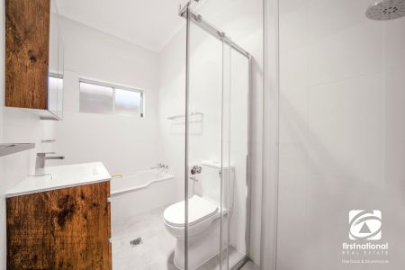 Charming Renovated 3 Bedroom Family Home - Photo 4
