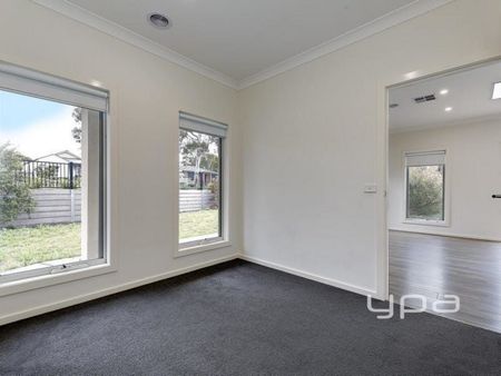 1/141 Dudley Street, WALLAN - Photo 4