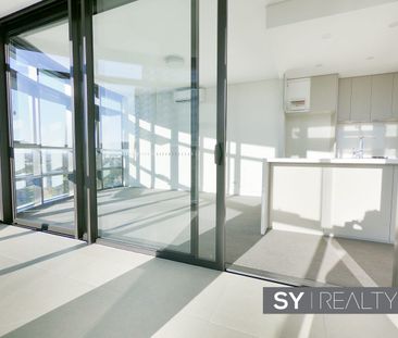 Near-new Two-Bedroom Apartment + Multimedia Room - Photo 3