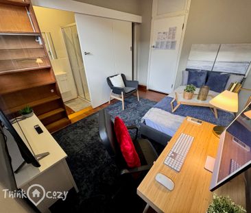 Thornbury - Photo 6