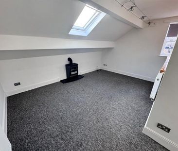 3 Bedroom Apartment To Let - Photo 5