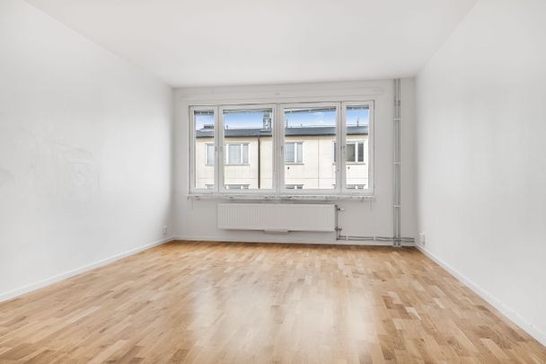 Kungsfågelgatan 67 - Photo 1