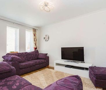 Bakers Place, Woodley, RG5 - Photo 1