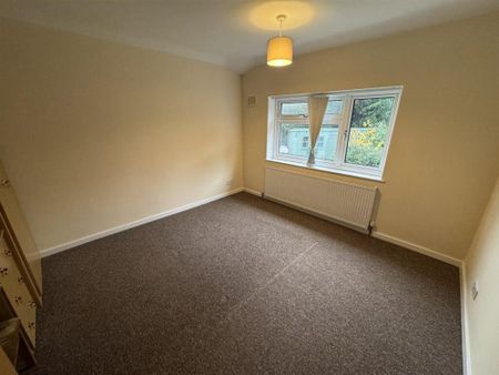 3 bedroom link detached house to rent - Photo 5