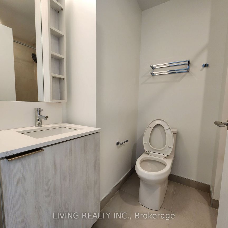 For Lease - 1000 Portage Parkway Unit# 2208, Vaughan, Ontario - Photo 1