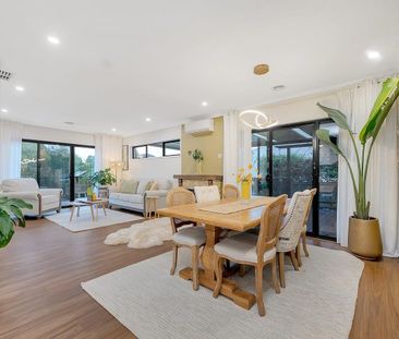 Stunning 4 Bedroom Family Home in South Morang - Photo 3