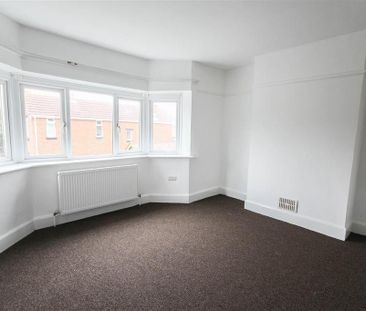 4 bedroom detached house to rent - Photo 1