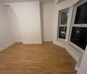 3 Bed Terraced House, Hahnemann Road, L4 - Photo 2