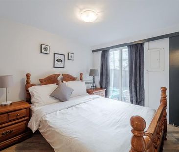 1854 Av. Valois - Photo 2