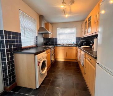 10 Rugby Terrace, BT401SG, Larne - Photo 3