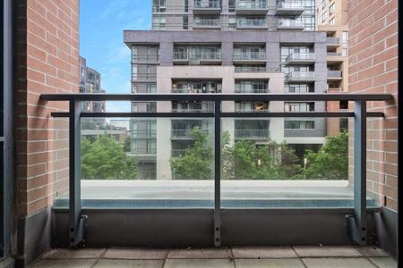 For Lease - 1171 Queen Street Unit# 306, Toronto, Ontario - Photo 5
