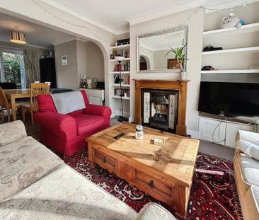 4 bedroom semi-detached house to rent - Photo 1
