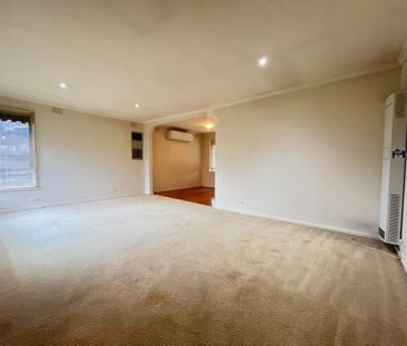 3 Bedroom Home in Great Location - Photo 2