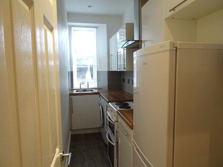 1 bedroom flat to rent - Photo 4