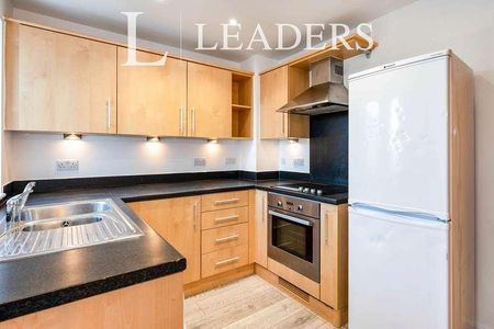 The Roundhouse, Gunwharf Quays, Portsmouth, PO1 - Photo 4