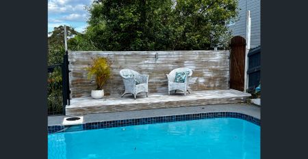 Unfurnished/Furnished Leafy Hampton Style Home with Pool & Entertaining $2,500 - Photo 5