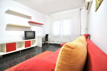 GORJULUI-STRADA VELEI, GARSONIERA DECOMANDATA, MODERNA, 0% C - Photo 2