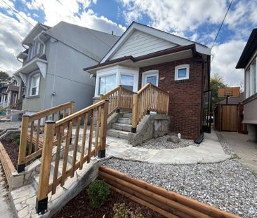 For Lease - 598 Oakwood Avenue, Toronto, Ontario - Photo 1