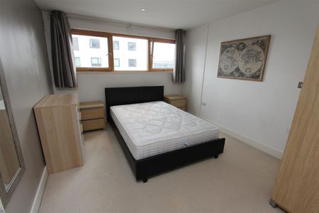 Mcclintock House, Leeds City Centre, LS10 1LP - Photo 3