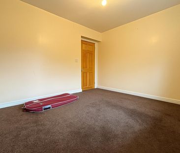 6 Bedroom House To Let - HP12 - Photo 6