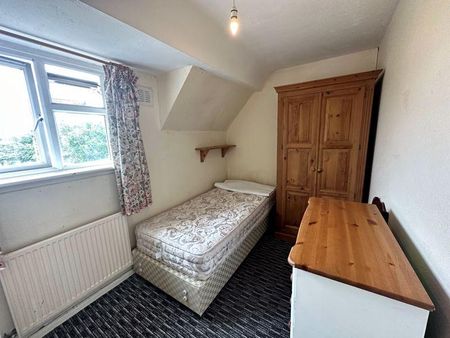 4 bedroom apartment to rent - Photo 5