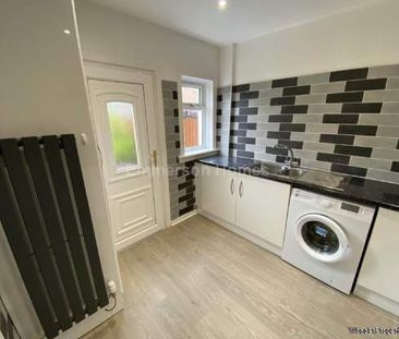 2 bedroom property to rent in Johnstone - Photo 6