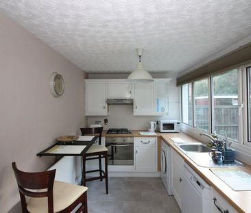3 bedroom terraced house to rent - Photo 1
