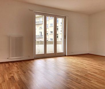 Appartement rénové de 3 pièces au 6ème étage - Photo 3