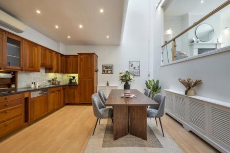 2 bedroom mews to rent - Photo 4