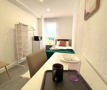 Avenida de Fuenlabrada, Leganés, Community of Madrid 28912 - Photo 3