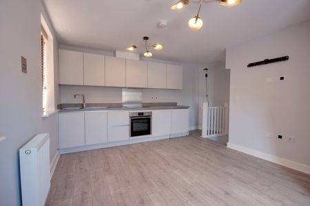 2 Bedroom - Photo 5